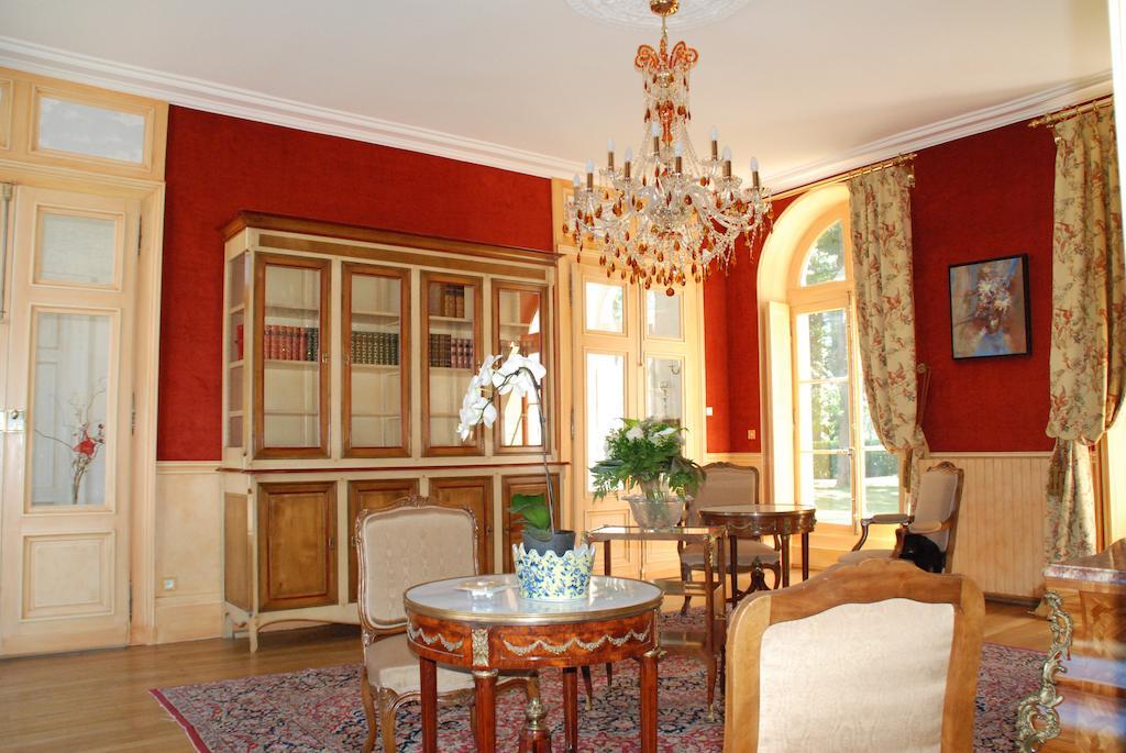 Chambres D'Hotes Du Chateau De Champvallins Sandillon Zewnętrze zdjęcie
